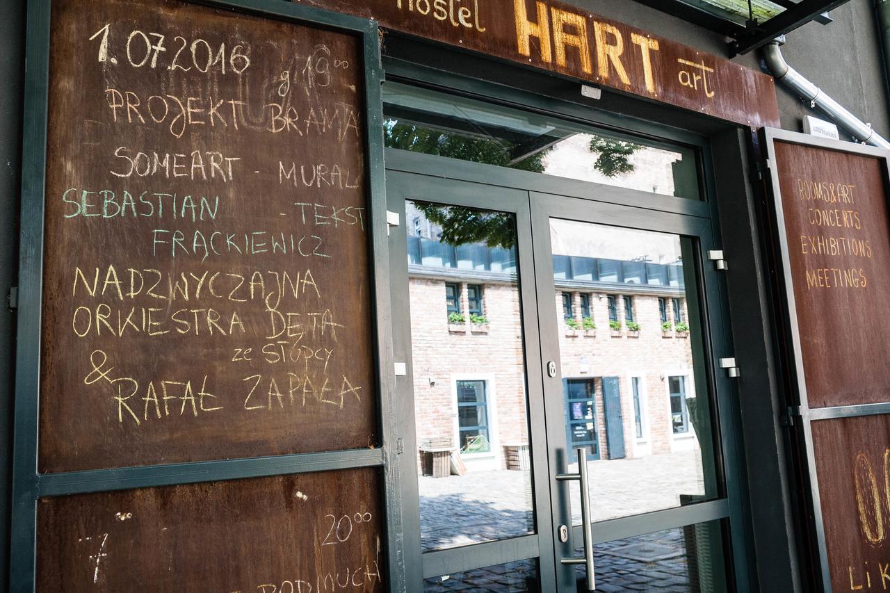 Hart Hostel & Art Gallery Вроцлав Экстерьер фото
