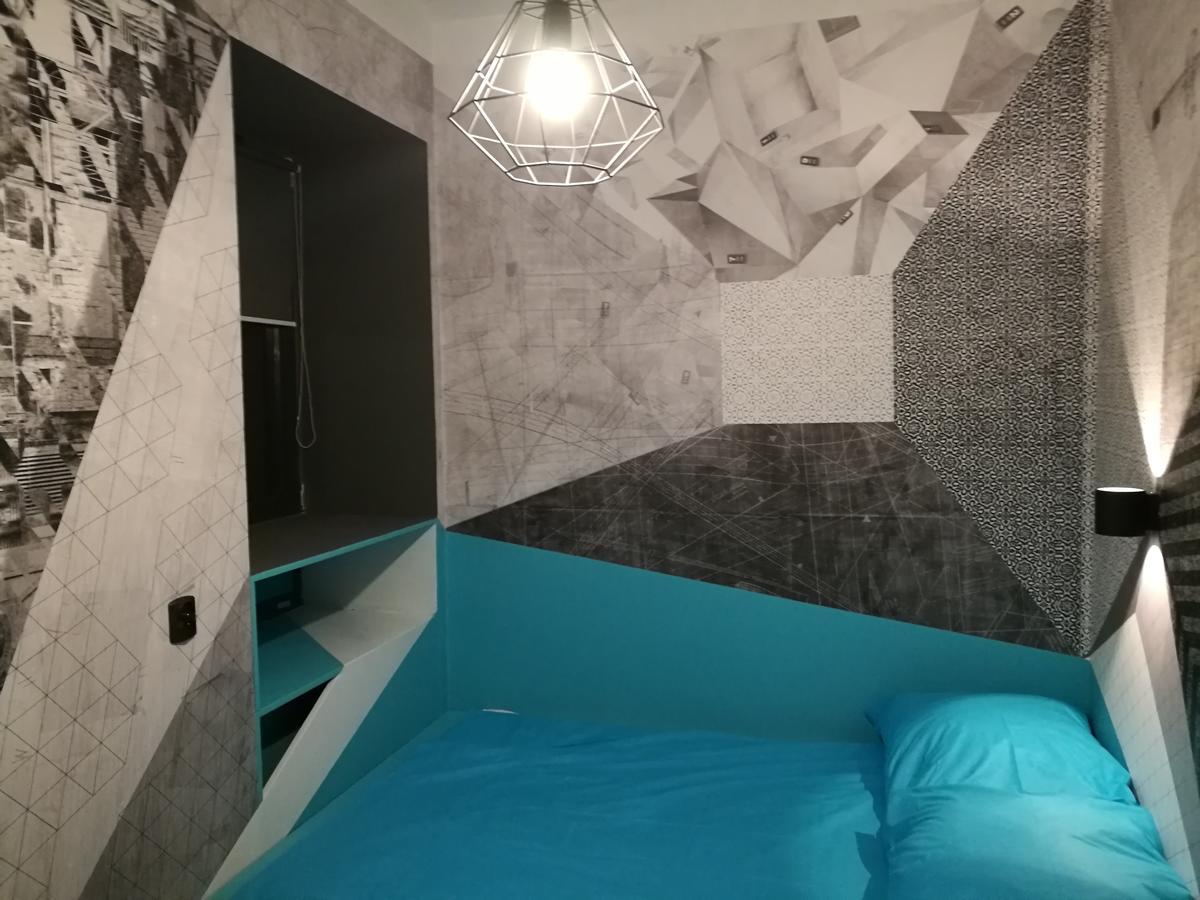 Hart Hostel & Art Gallery Вроцлав Экстерьер фото