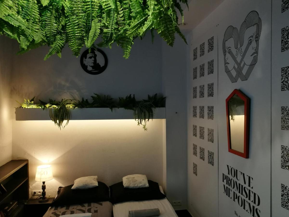 Hart Hostel & Art Gallery Вроцлав Экстерьер фото
